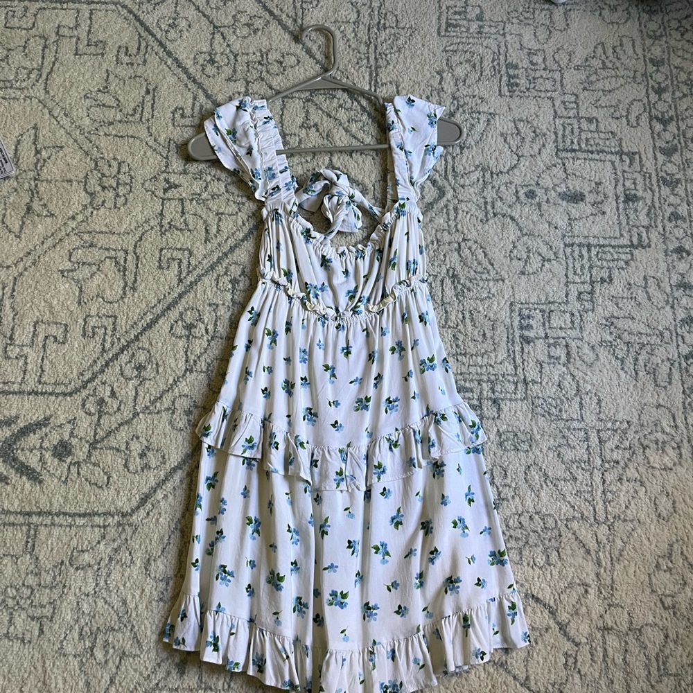 WeWoreWhat White and Blue Floral Mini Dress